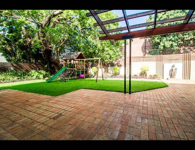 4 BEDROOM HOUSE FOR SALE IN BROOKLYN